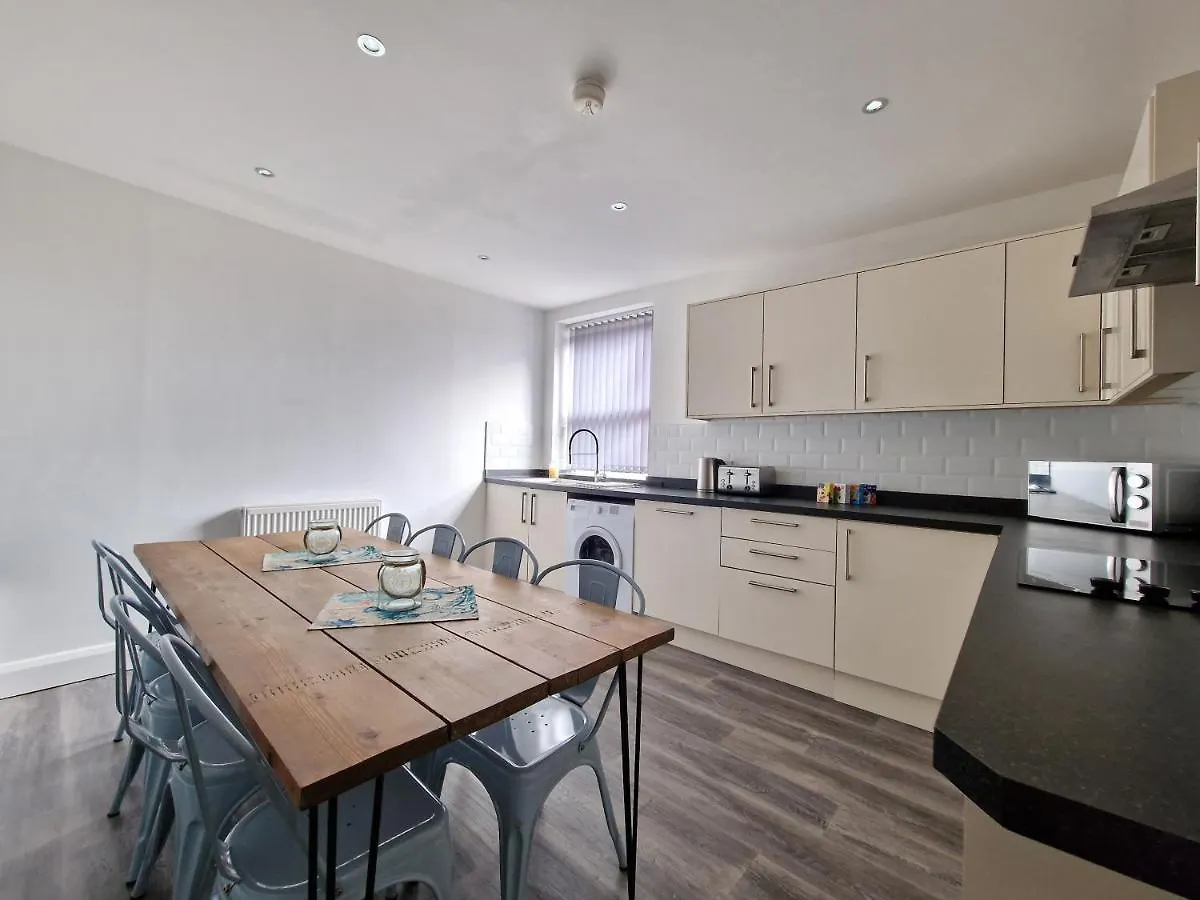 Dysa Promenade Apartments Blackpool